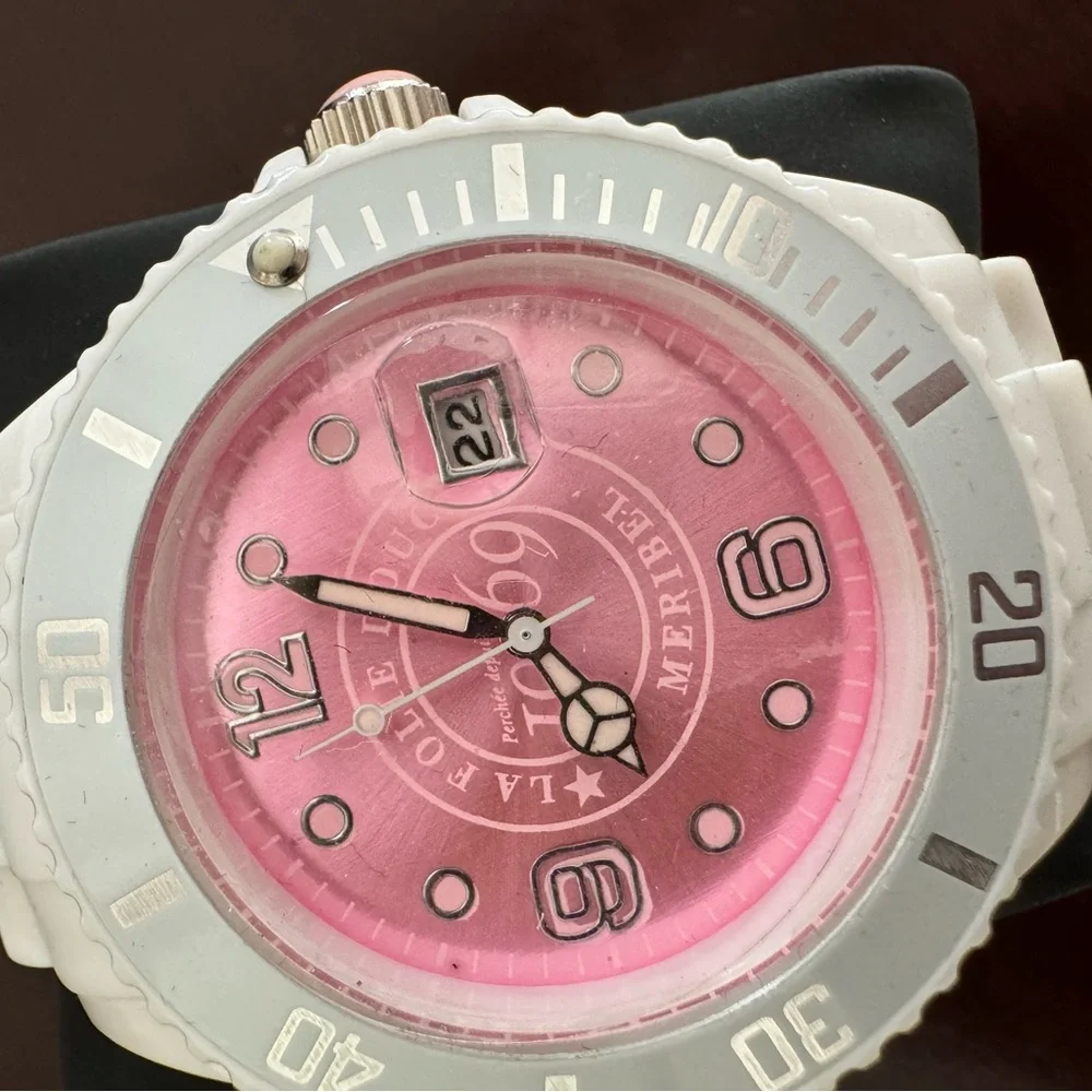La Folie Douce 1969 watch - Picture 1 of 6